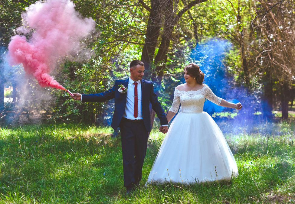 Свадебные фото с дымовыми шашками